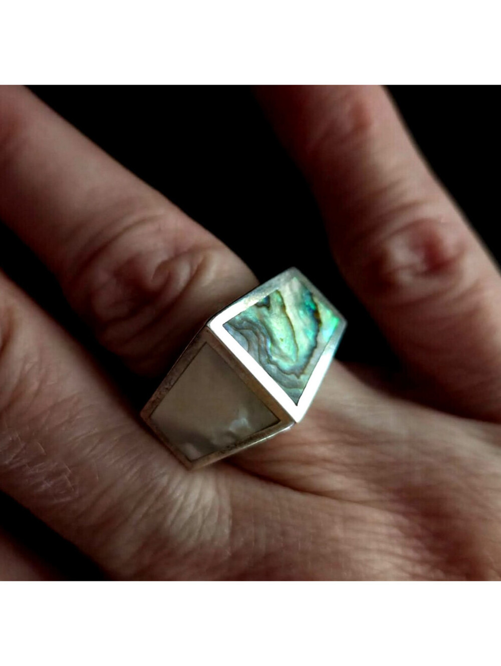 Barbara Palacios 925 Sterling Abalone Mother Pearl Ring Size 7 9.9g QVC Vintage